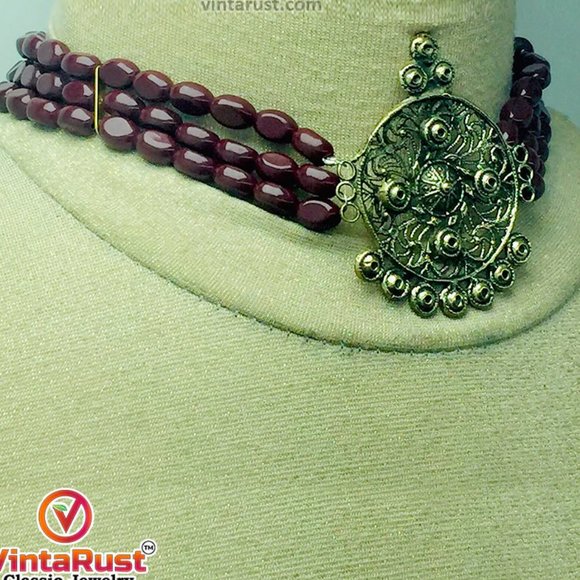 Beaded Jewelry Set With Metal Motif, Choker With Earrings and Rings, - Picture 3 of 5